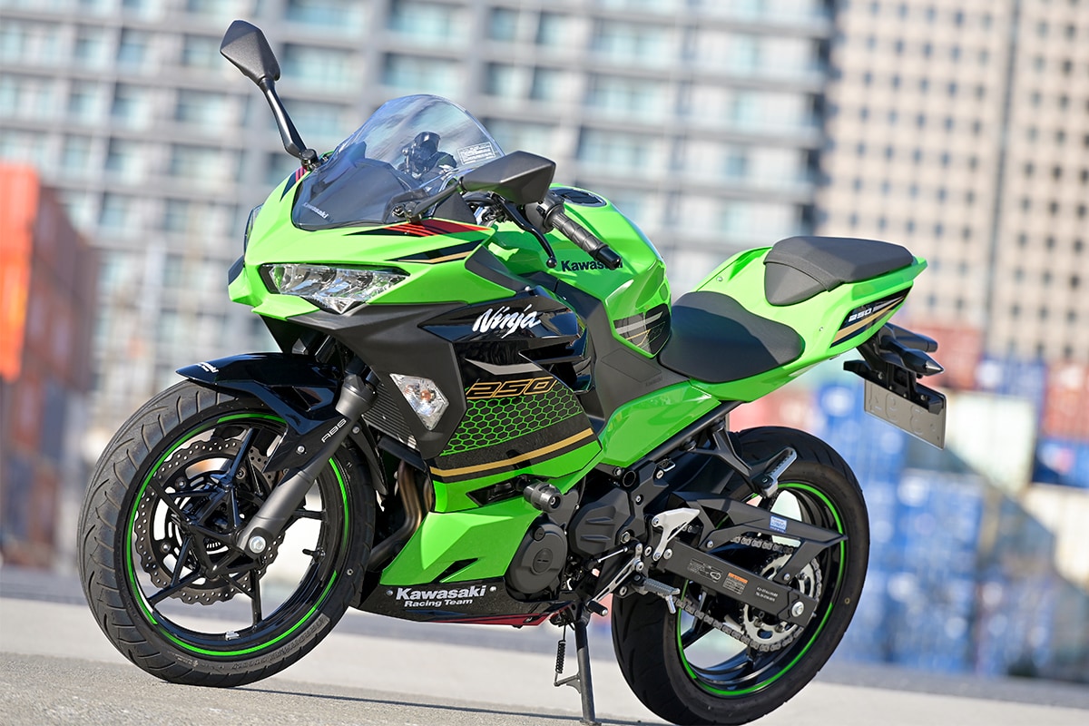 KAWASAKI Ninja 250 - バイク - レディスモーターサイクルショー2020 ...